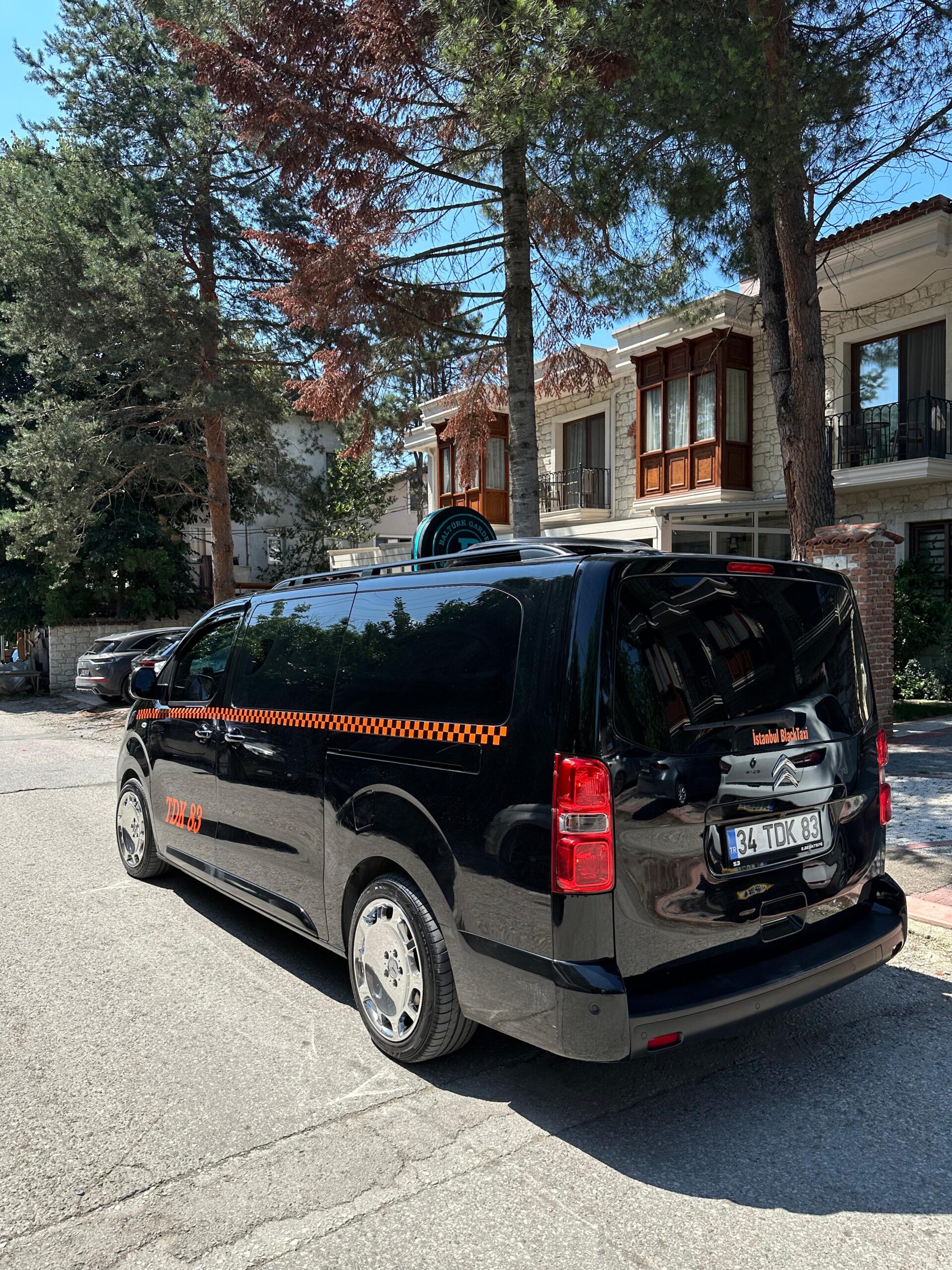 VIP taxi